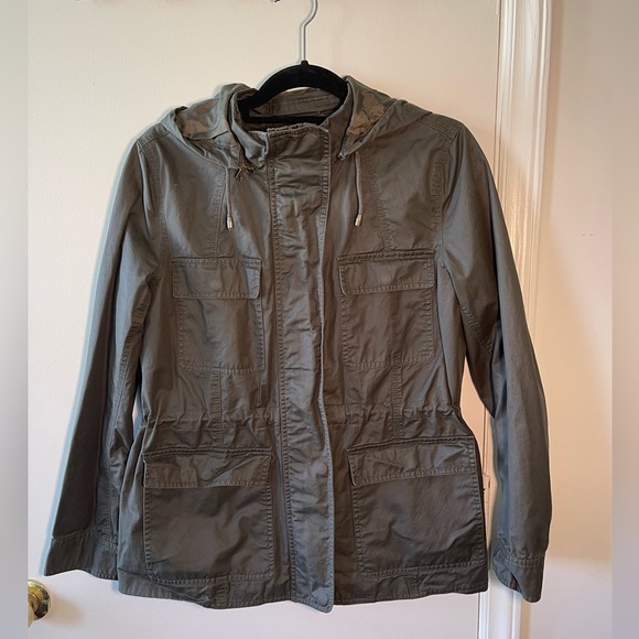 Banana Republic Army Green Utility Jacket - Picture 1 of 11